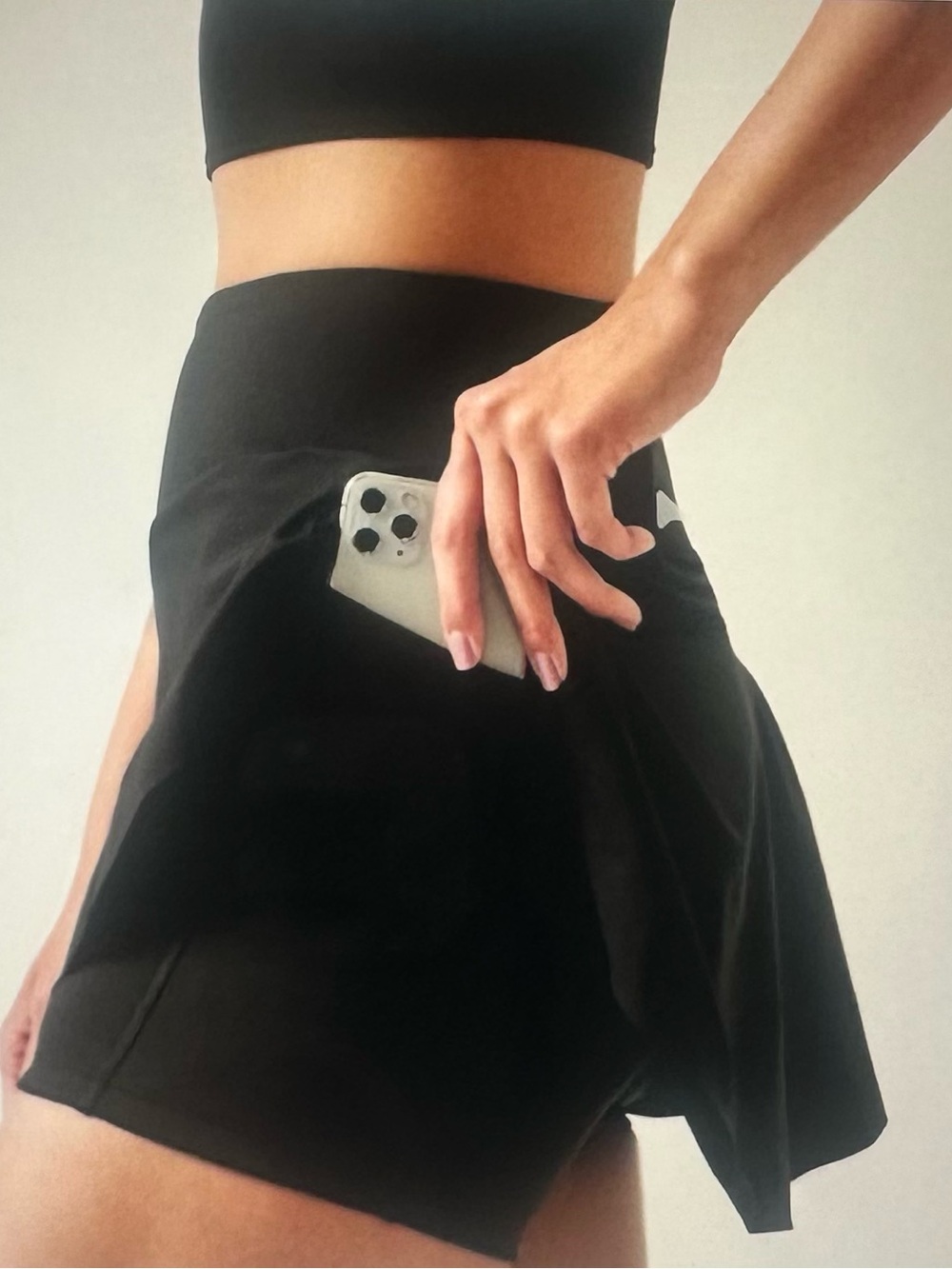 Athleta Ace Tennis Skirt - Black (Medium)